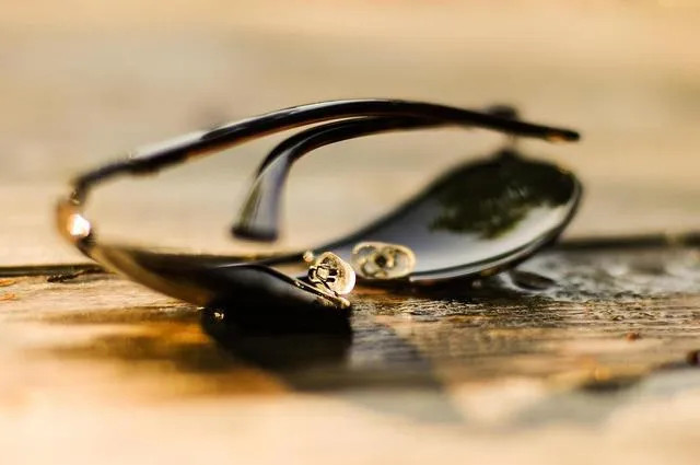Lunettes de soleil Gucci GG1091S GG1091S DWJHA